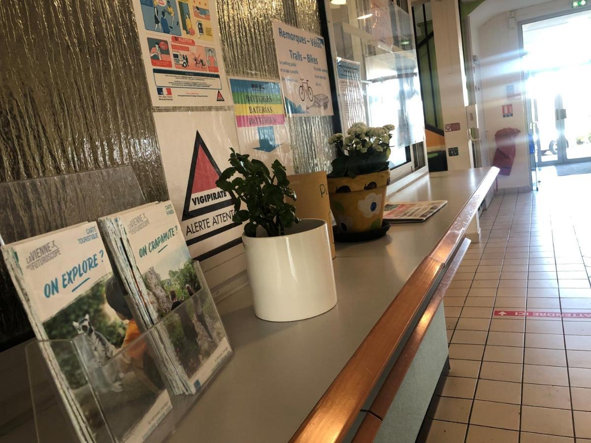 Auberge De Jeunesse Hi ポアティエ エクステリア 写真